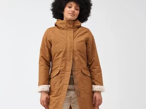 1747815379-550 1747815379-550