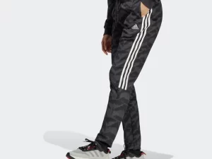 1747817806-1326 1747817806-1326