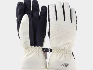 1747818065-1410 1747818065-1410