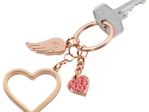 1748249643-193_compressed