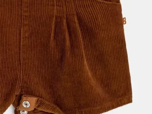 1748437873-33 1748437873-33