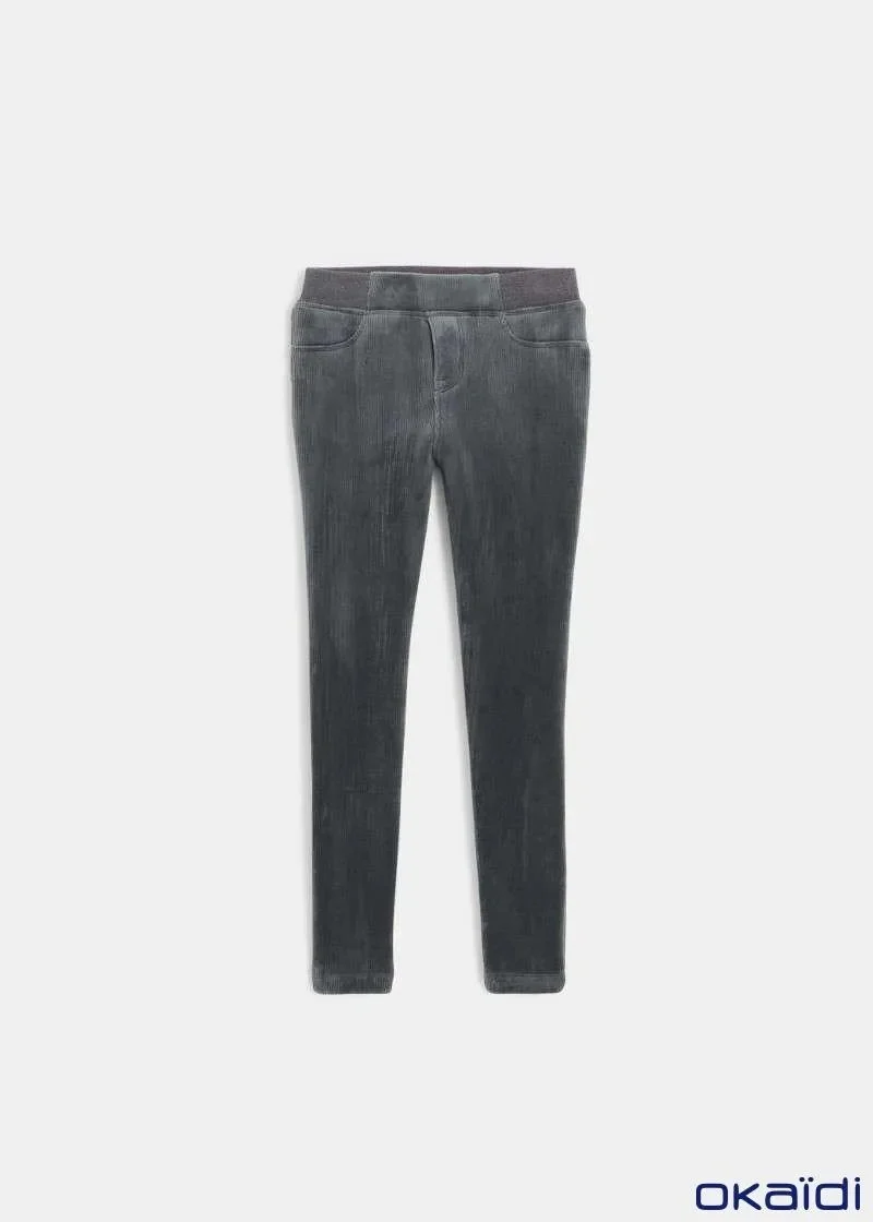 1748437888-38 1748437888-38