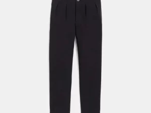 1748437895-41 1748437895-41