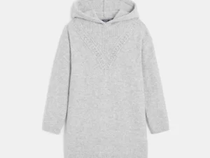 1748437919-51 1748437919-51