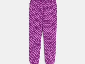 1748437972-71 1748437972-71