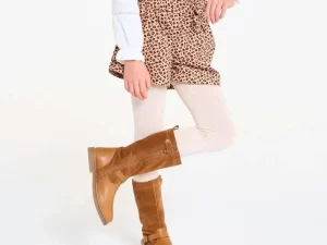 1748438200-161 1748438200-161