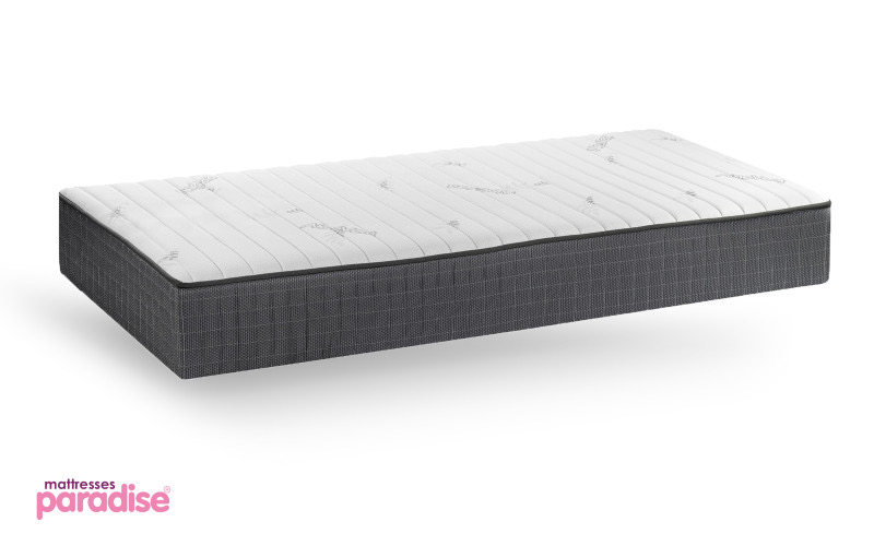 1750948879-924 1750948879-924