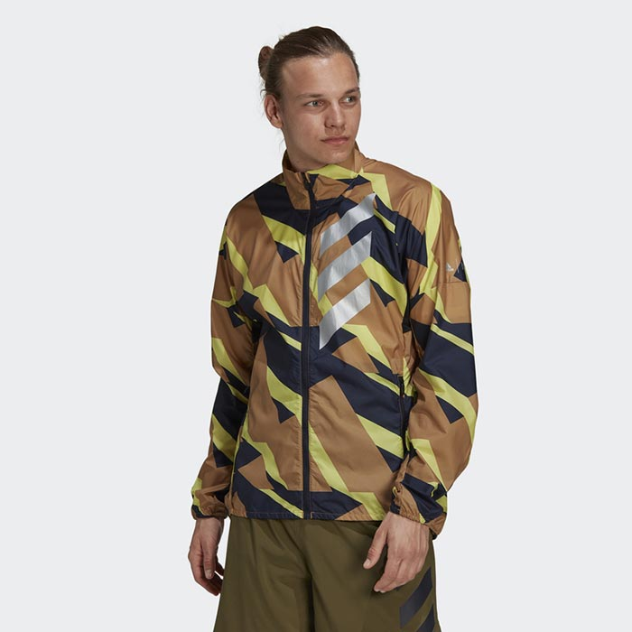 1751974167-20 1751974167-20