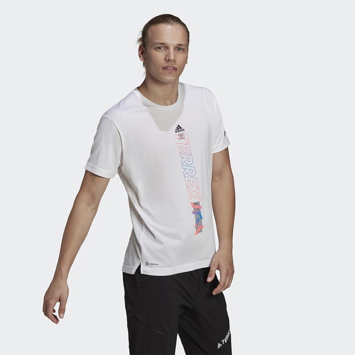 1751974225-39 1751974225-39