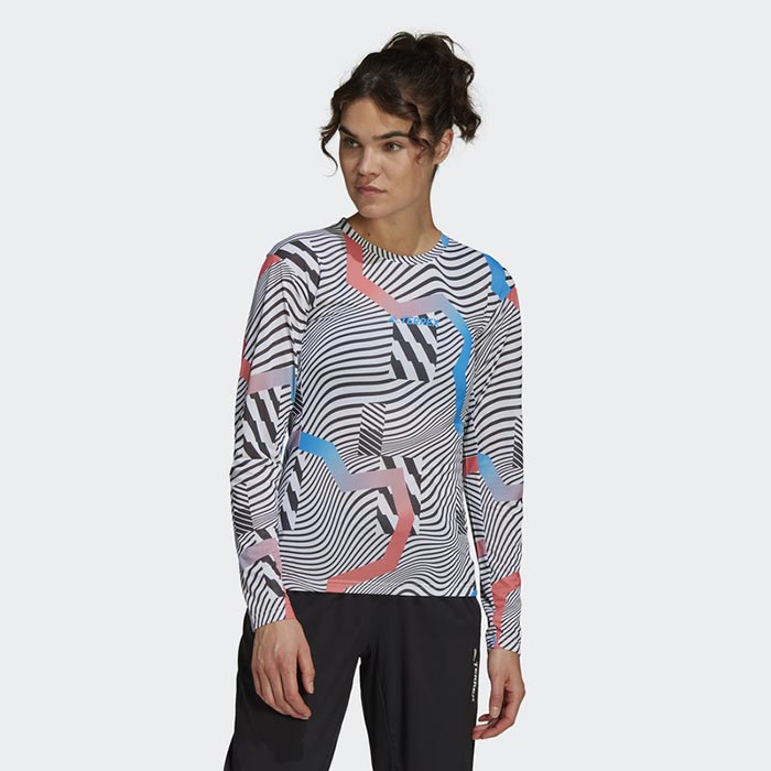 1751974687-188 1751974687-188