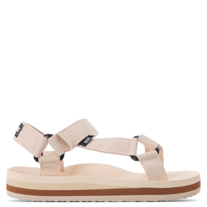 1753437858-886 1753437858-886