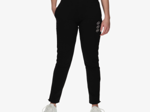 1753704741-457 1753704741-457