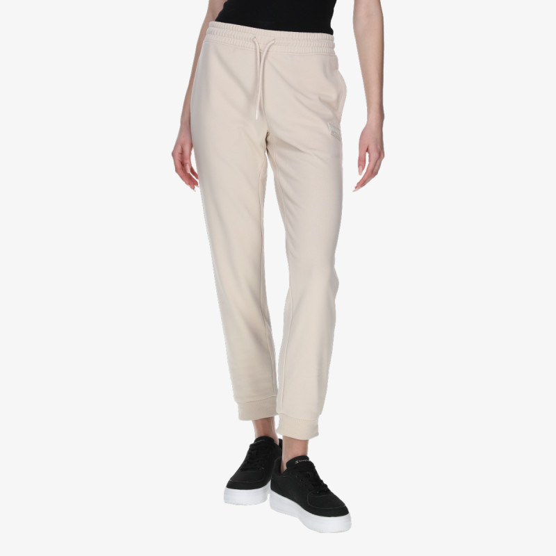 1753705232-572 1753705232-572