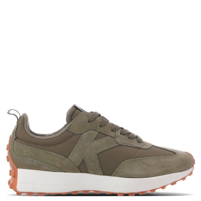 1753706844-159 1753706844-159