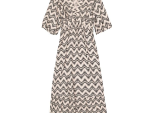 1753772476-47 1753772476-47