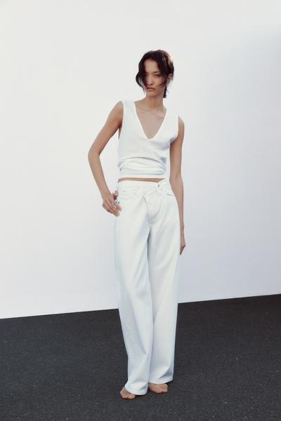 1753781541-23 1753781541-23