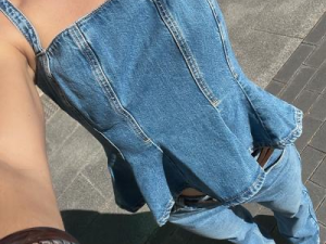 1753781590-43 1753781590-43