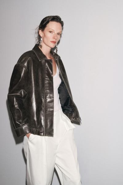 1753788772-32 1753788772-32