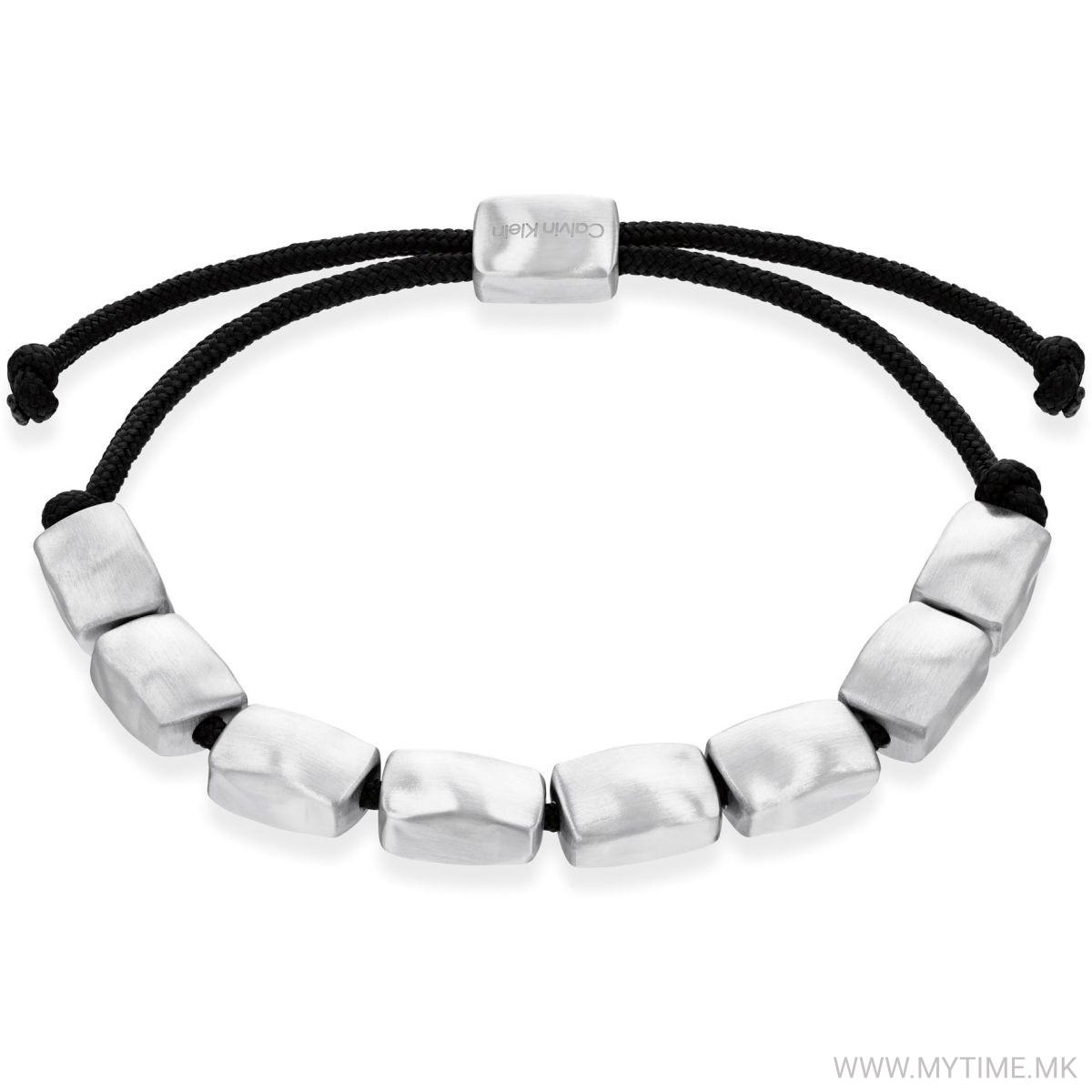 1753881444-186 1753881444-186