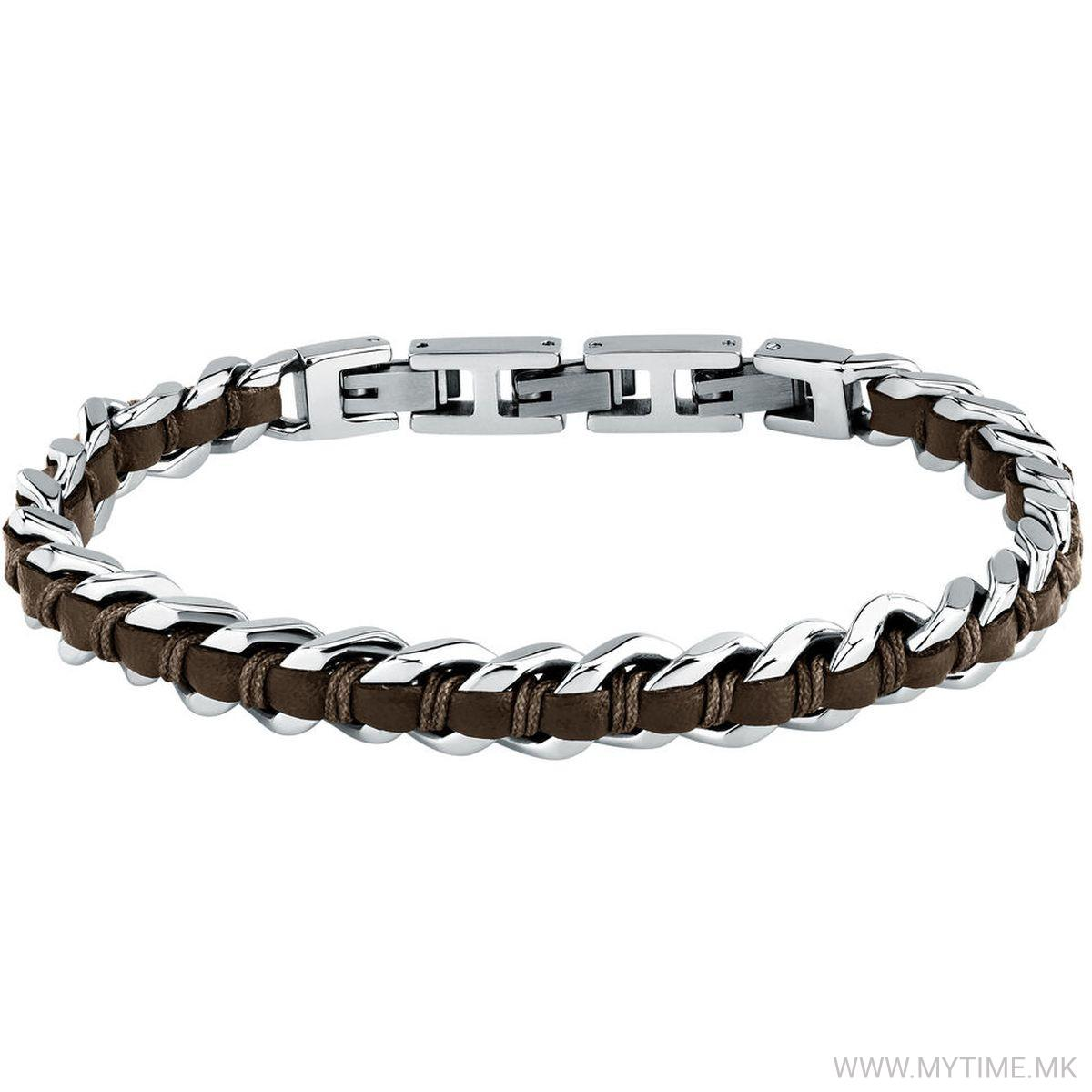 1753881710-269 1753881710-269