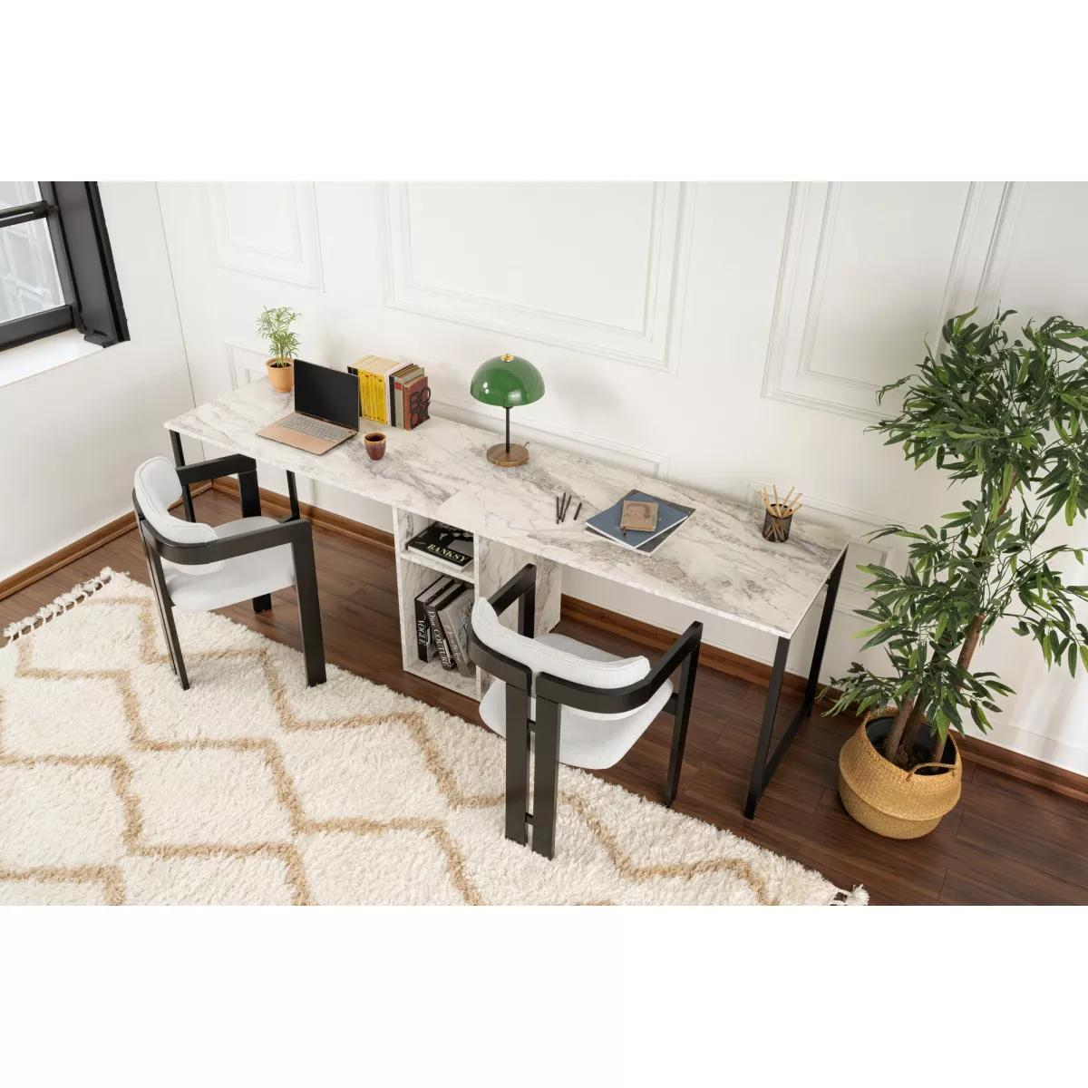 1754381095-3 1754381095-3