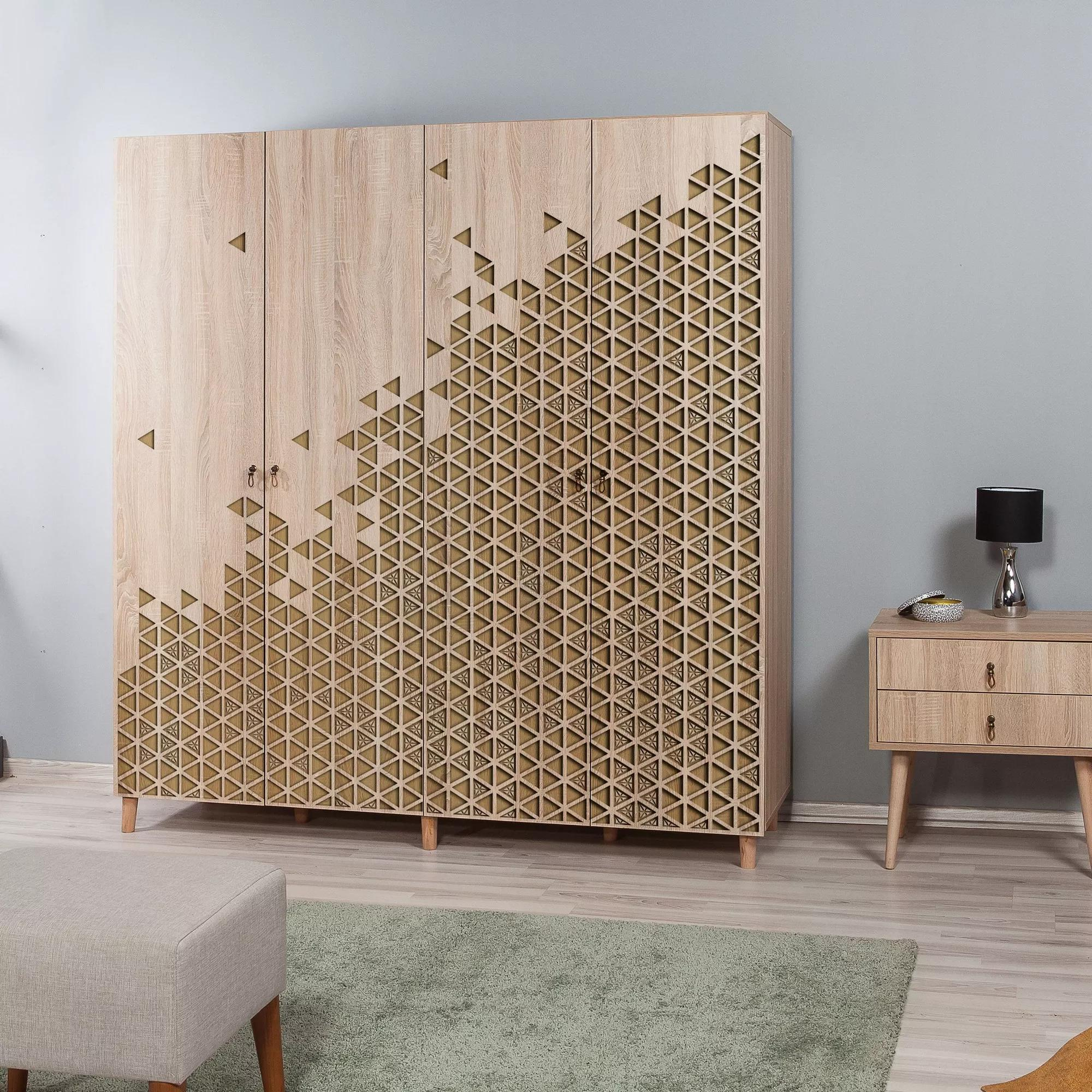 1754464101-83 1754464101-83