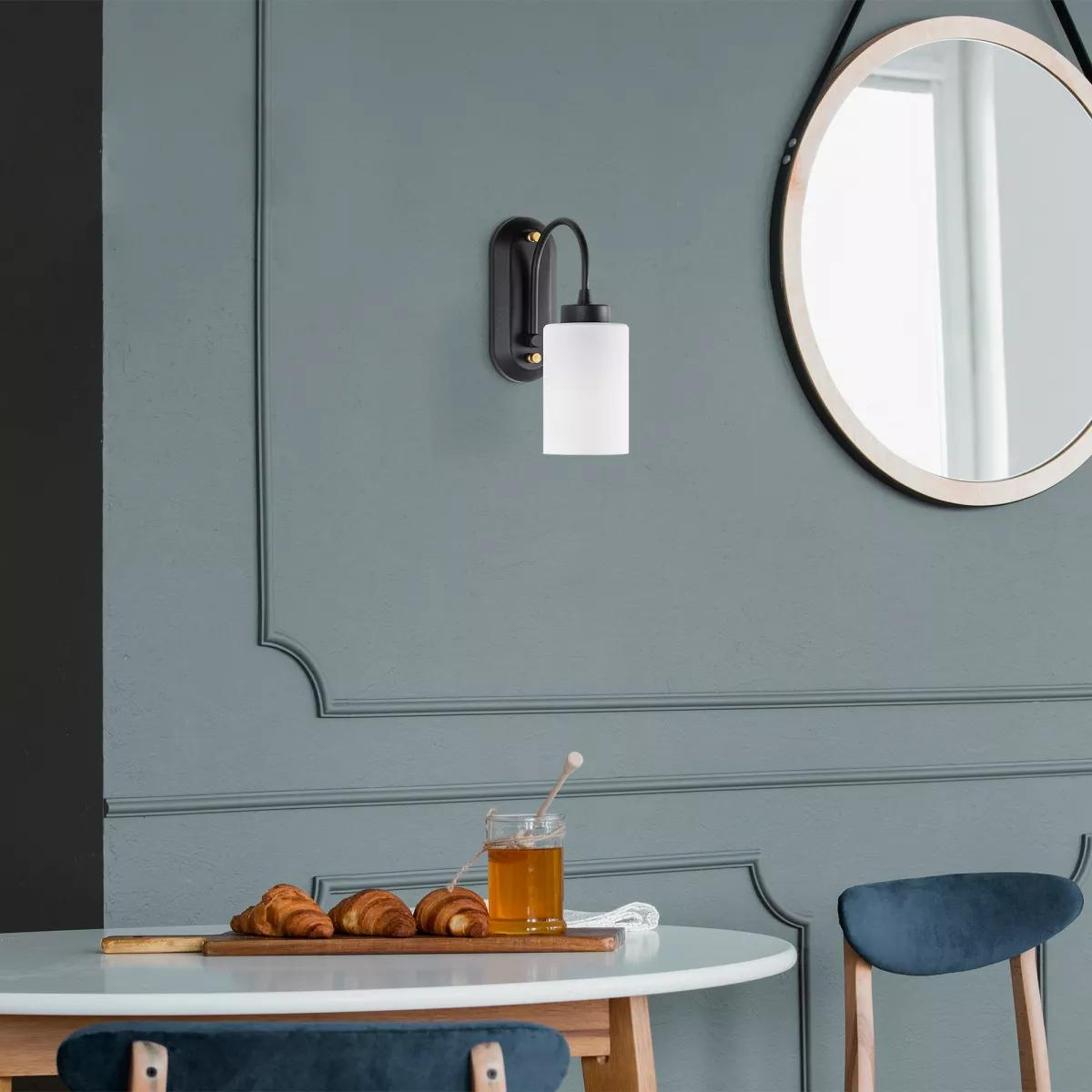 1754553798-93 1754553798-93