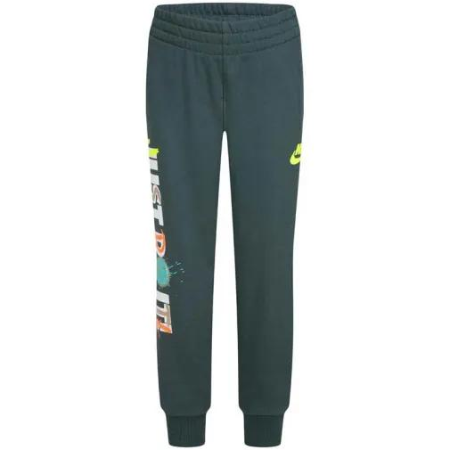 1755526110-195 1755526110-195