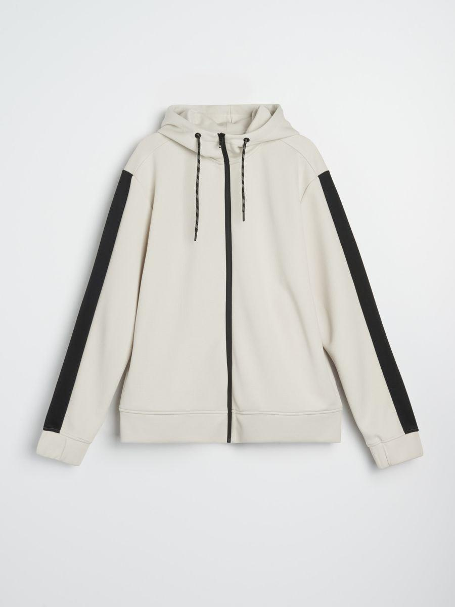 1755867241-19 1755867241-19