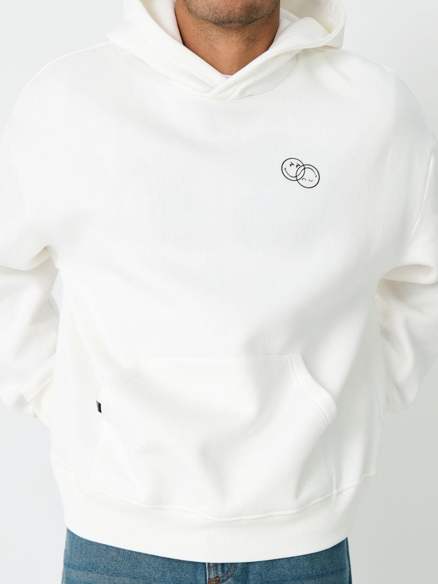 1755867461-76 1755867461-76