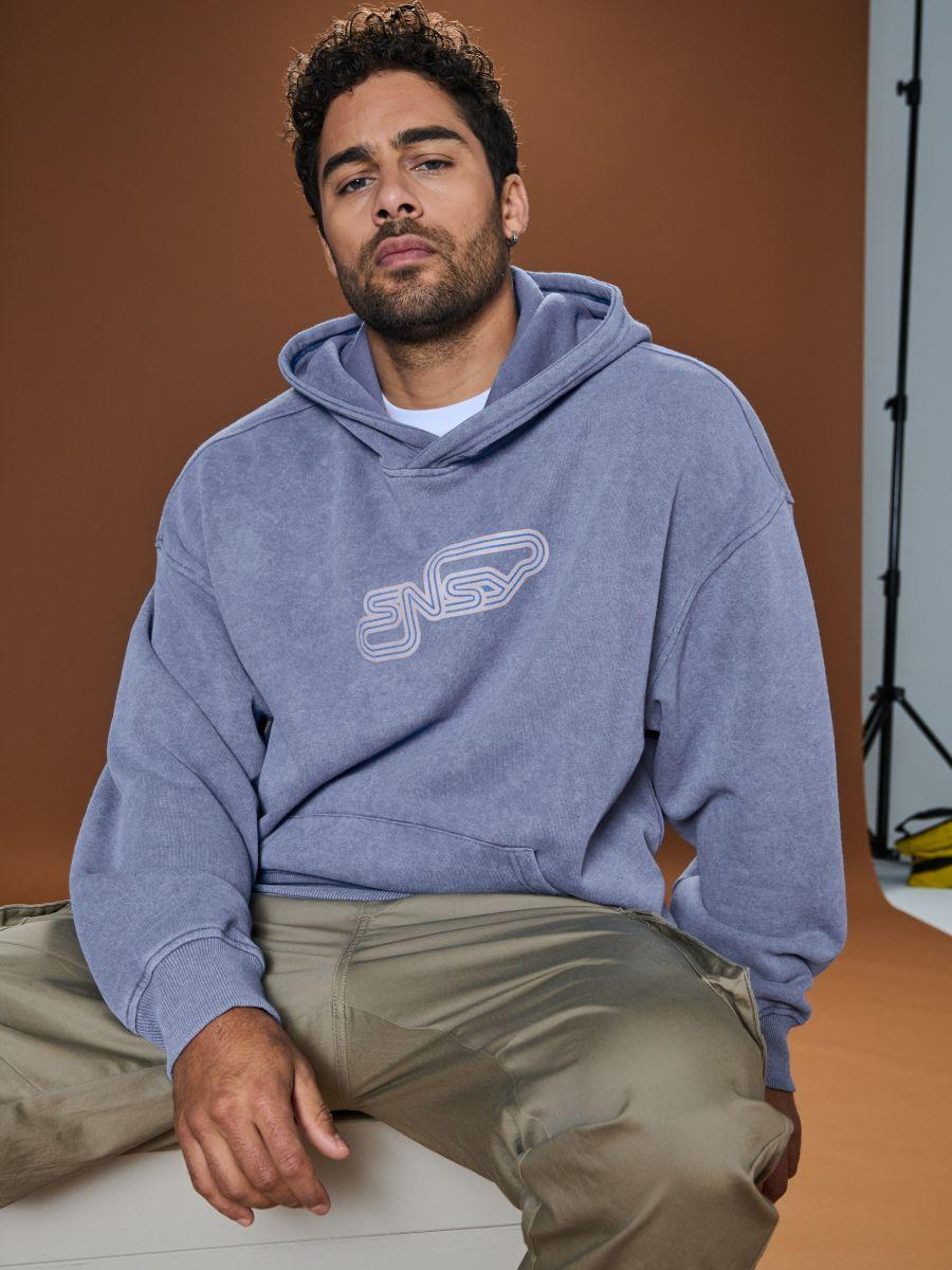 1755867570-105 1755867570-105