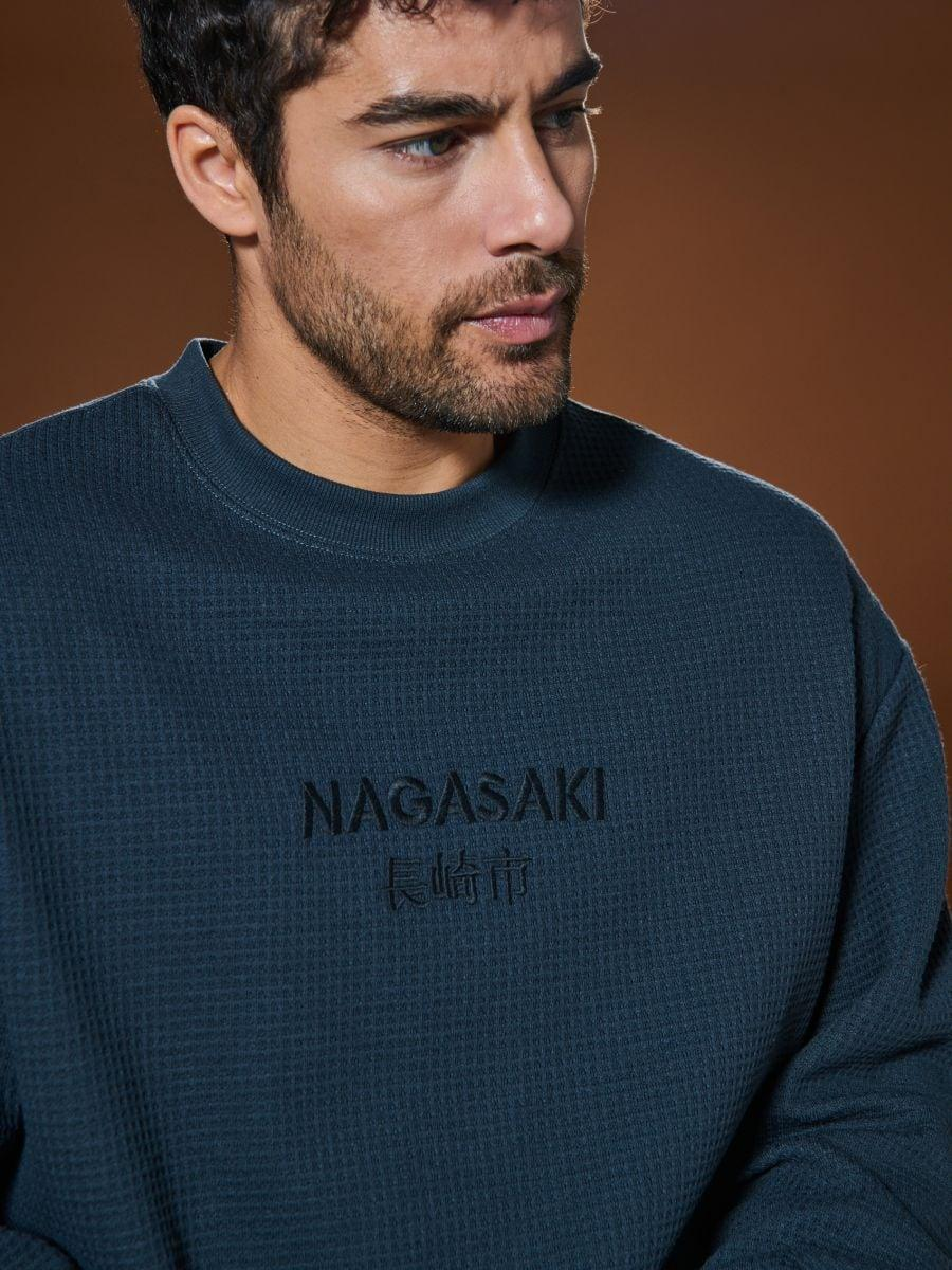 1755867596-112 1755867596-112