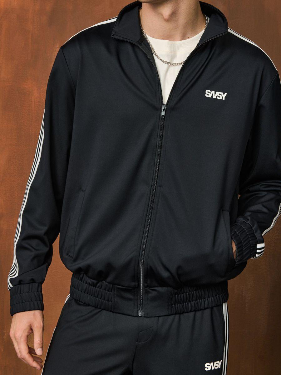 1755867718-144 1755867718-144