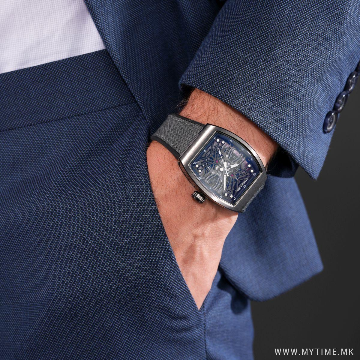 1756306237-406 1756306237-406