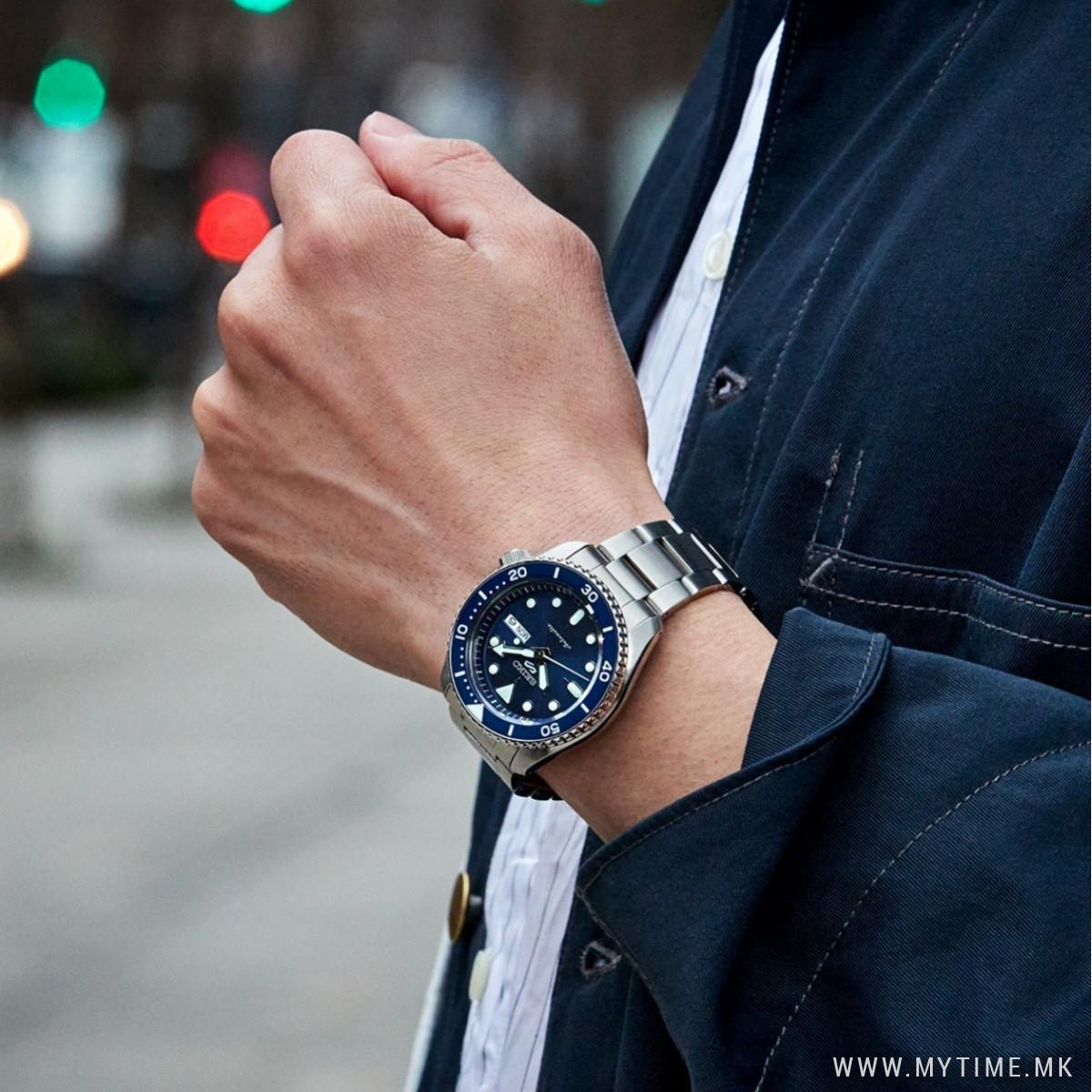 1756306243-409 1756306243-409