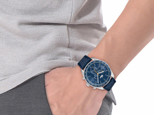 1756307379-895 1756307379-895