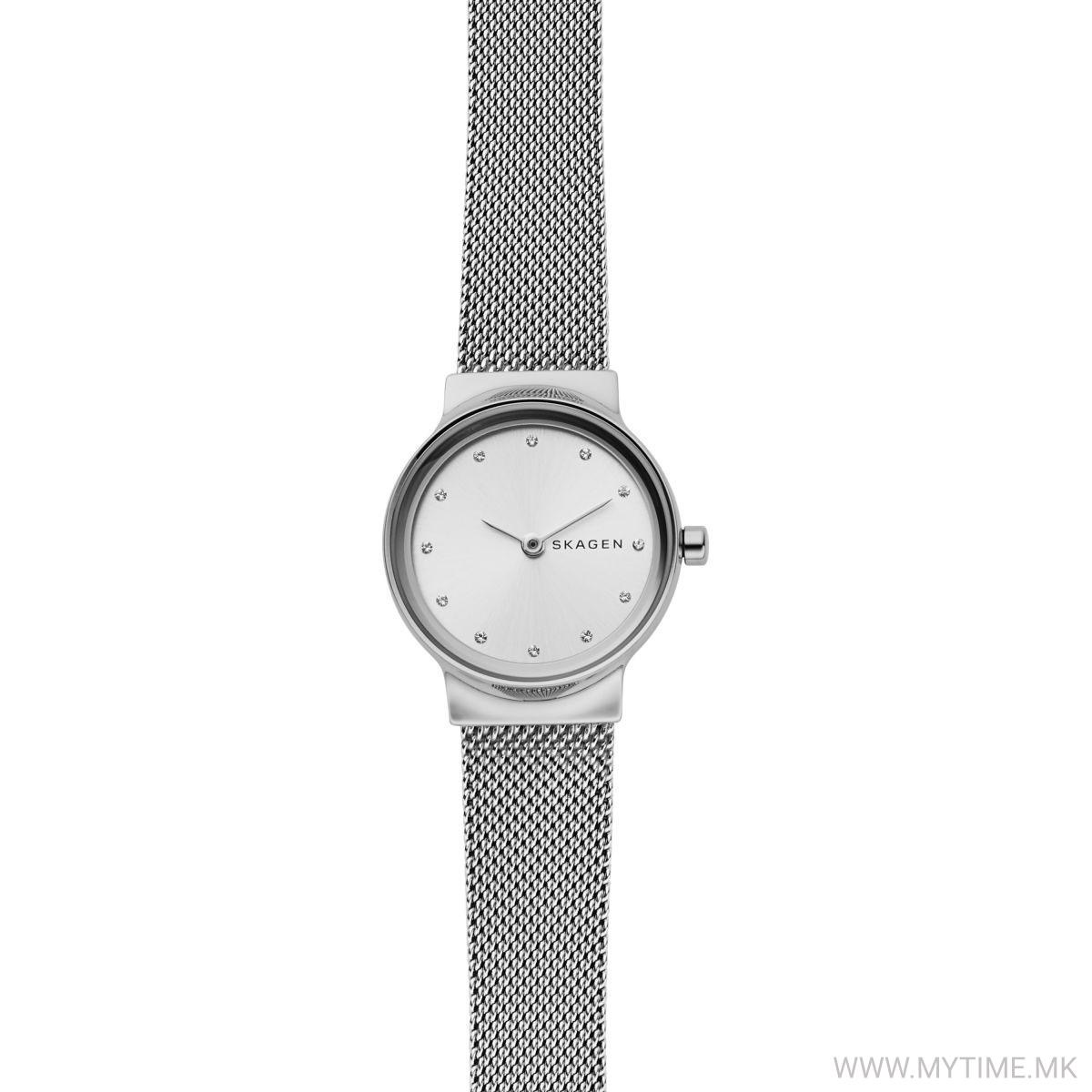 1756384752-615 1756384752-615