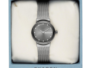 1756384759-618 1756384759-618