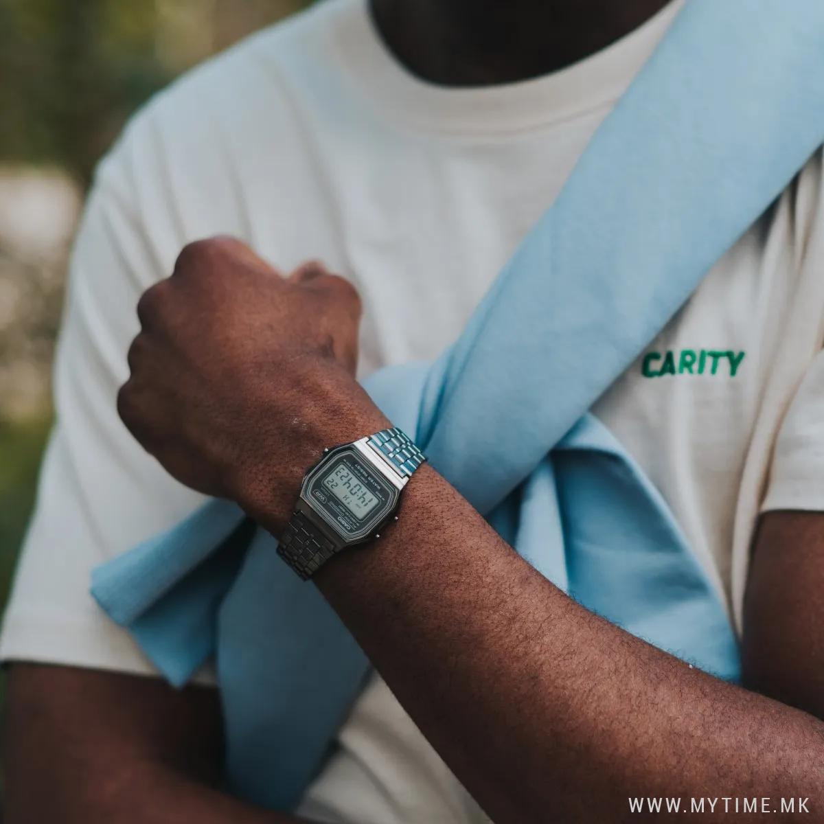 1756727776-44 1756727776-44