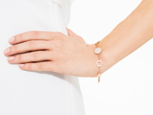 1756795472-2 1756795472-2