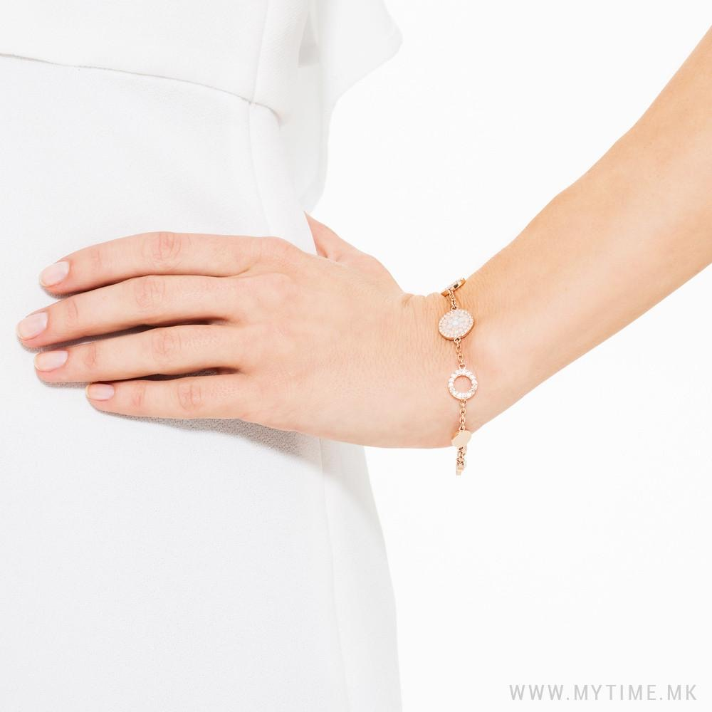 1756795472-2 1756795472-2