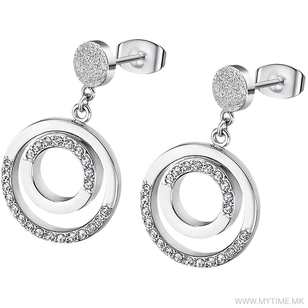 1756796047-245 1756796047-245