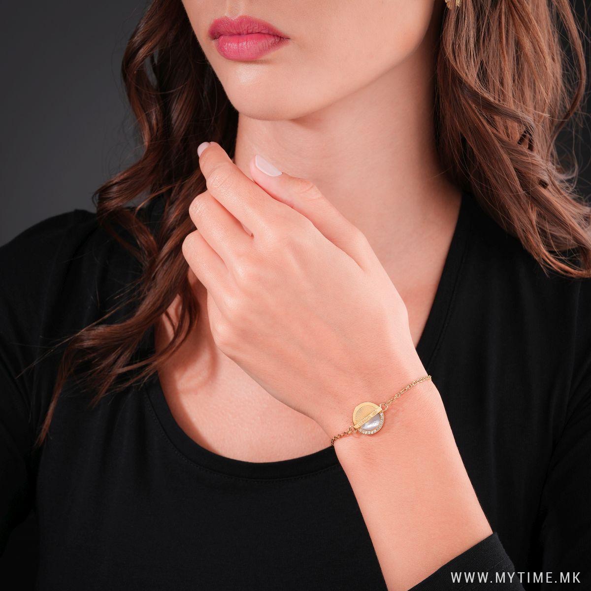 1756796402-397 1756796402-397