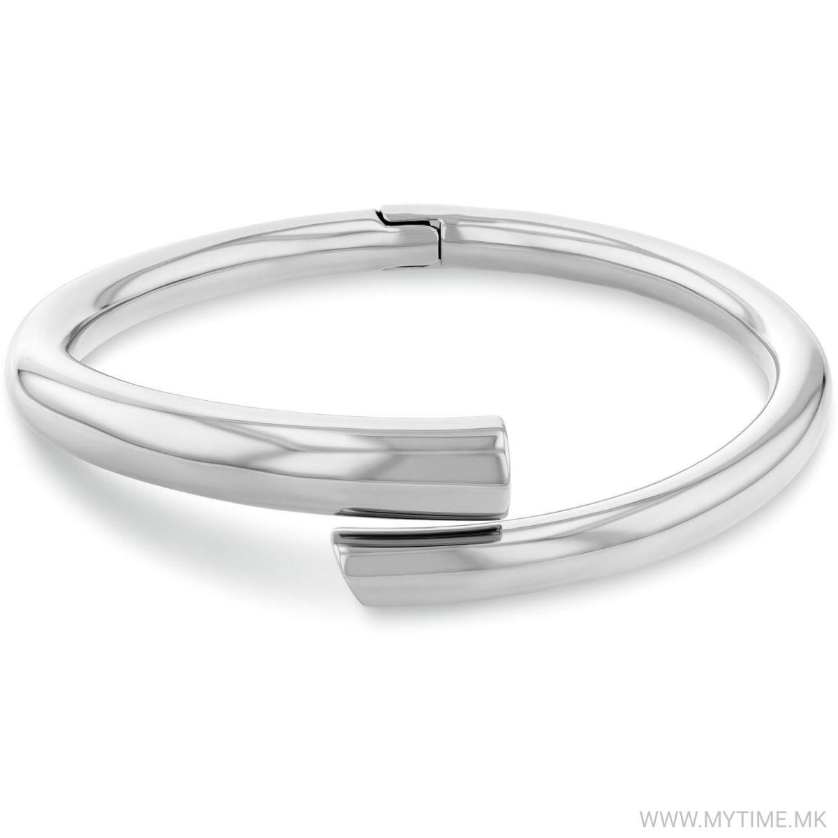 1756798299-1207 1756798299-1207