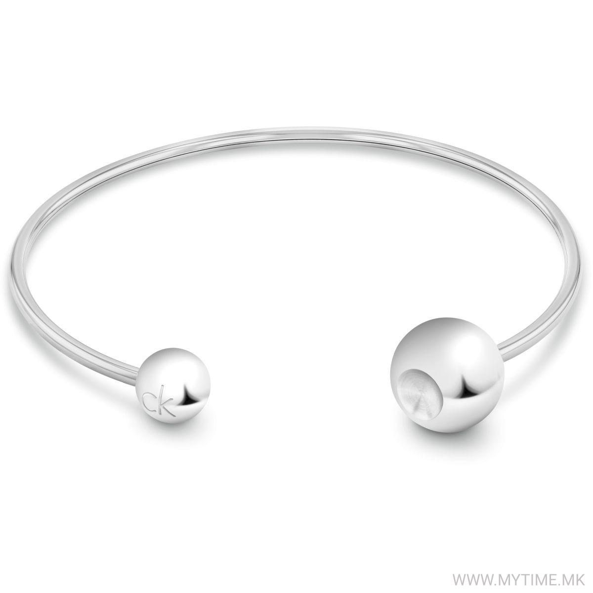 1756799520-1728 1756799520-1728