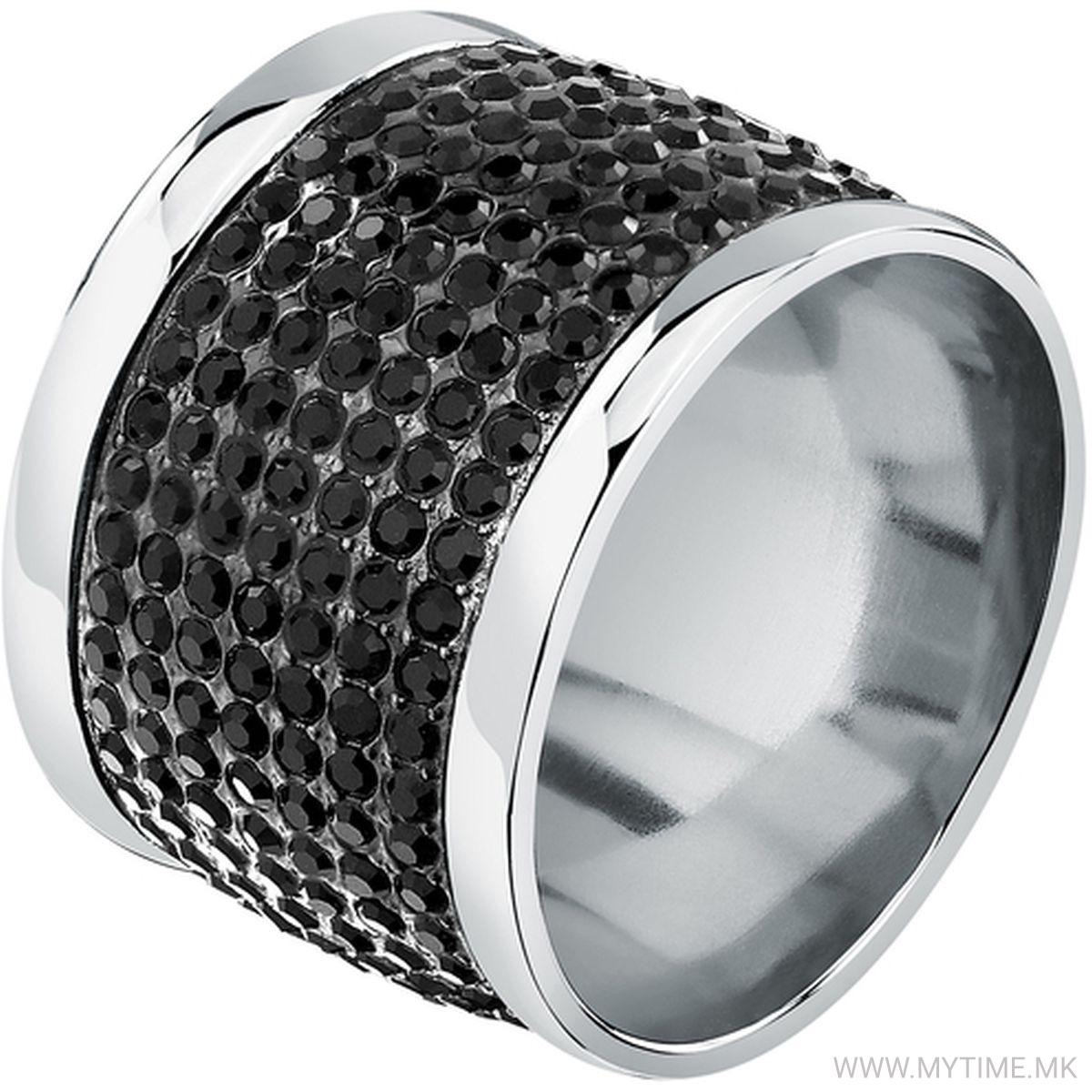 1756800024-1942 1756800024-1942