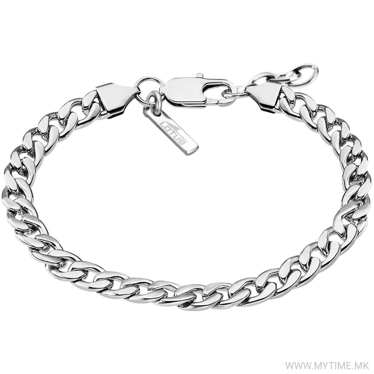 1756800681-32 1756800681-32