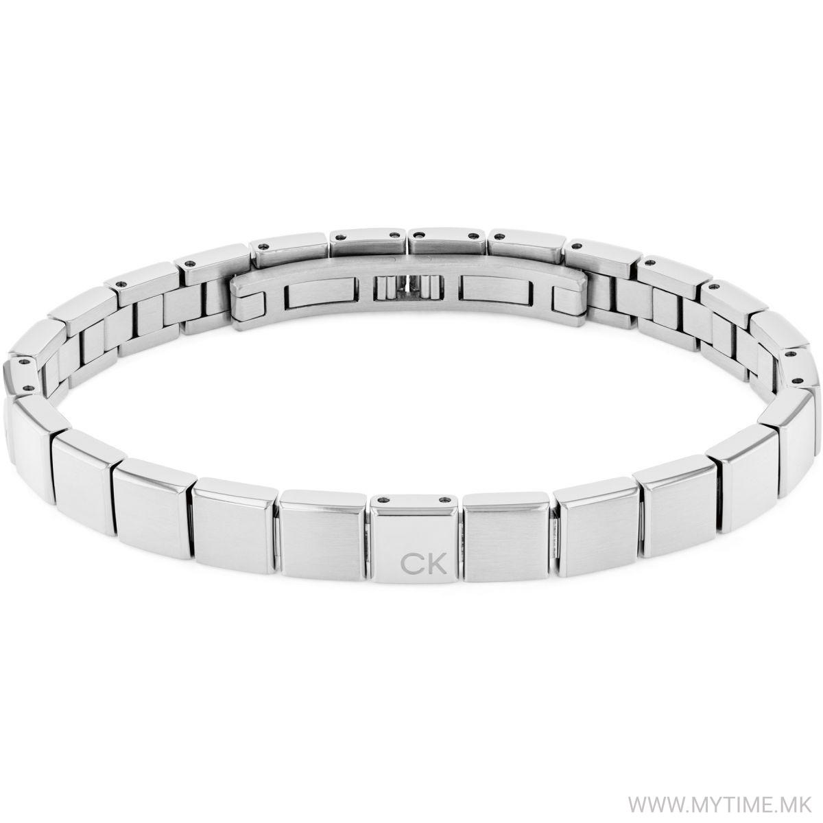 1756800708-44 1756800708-44