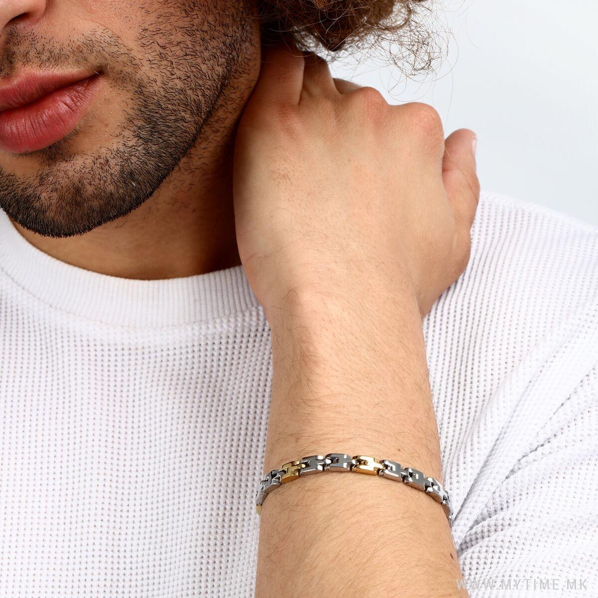 1756800875-114 1756800875-114