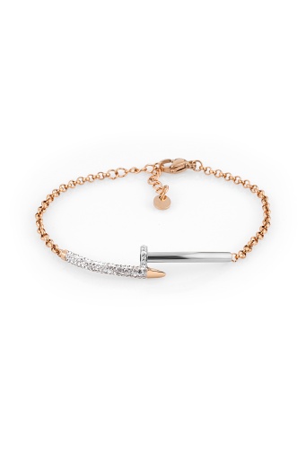 1757511677-562 1757511677-562